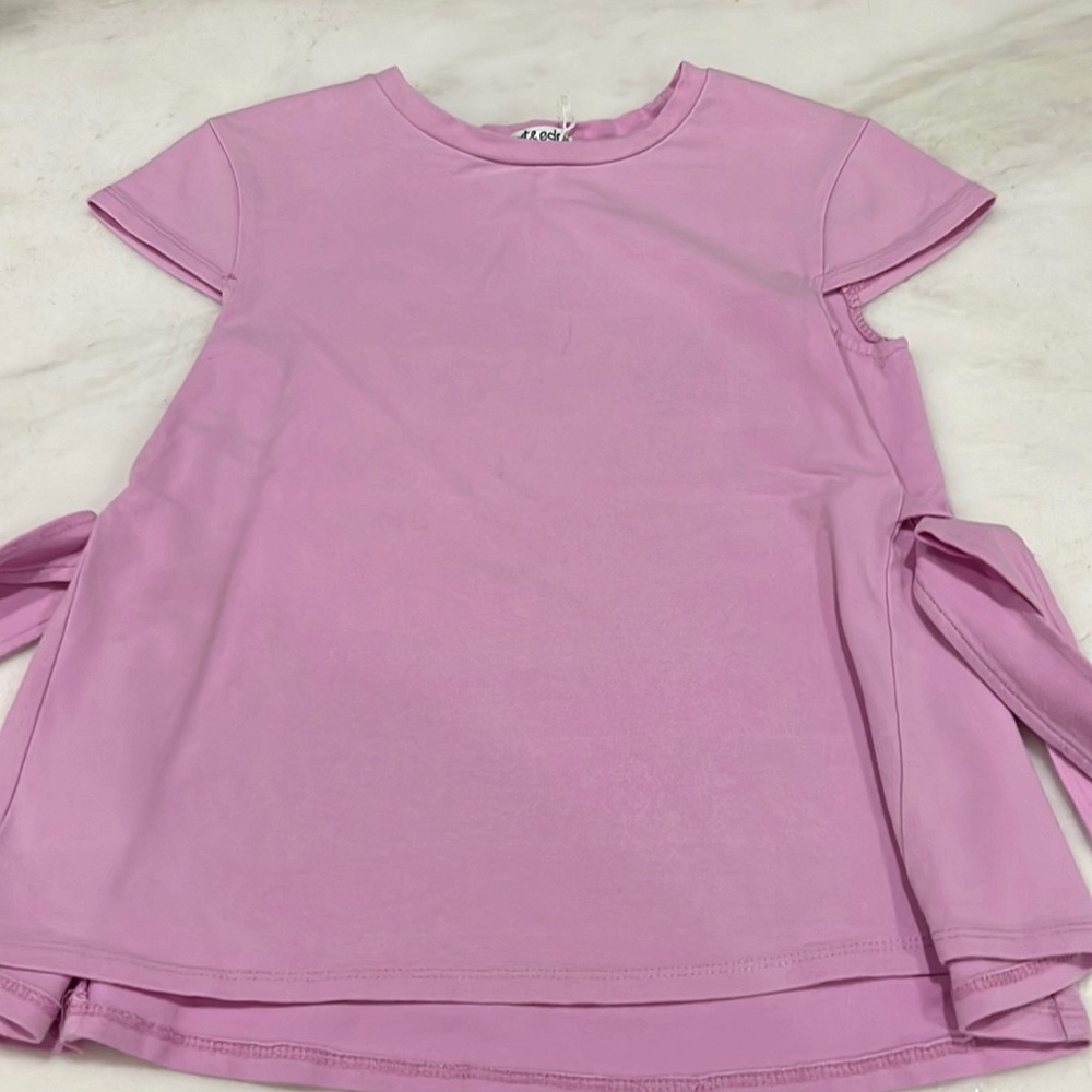 Girls Art & Eden light purple tee shirt, size 7, ties in sides, EUC